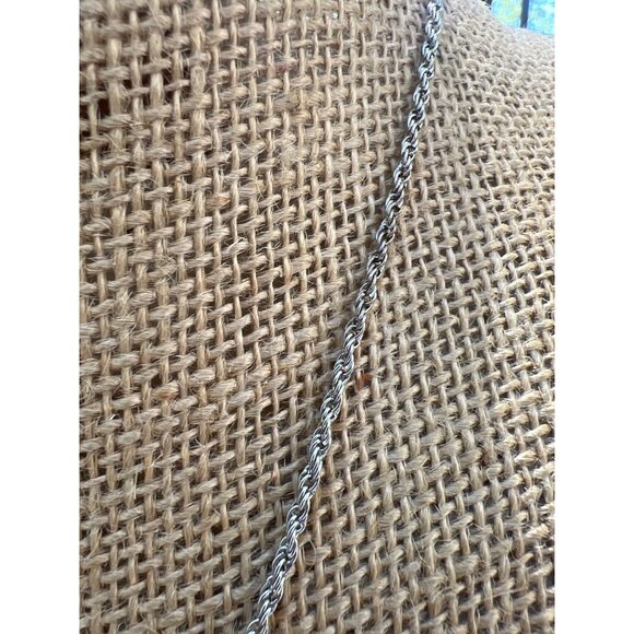 JLO Jennifer Lopez Bar Pendant Necklace Silver Tone Rope Chain Rhinestones Adj - Picture 3 of 5